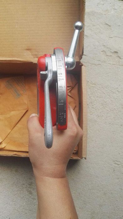 Резьбонарезная головка RIDGID 811A