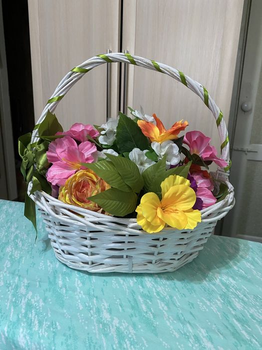 . Цветы искусственные