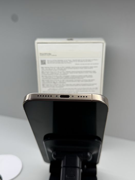 Apple iPhone 16 Pro Max 256GB 97% life Sibiu • OLX.ro