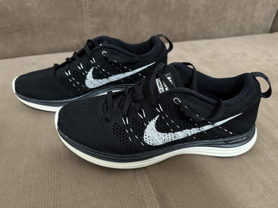 Nike Flyknit Lunar 1