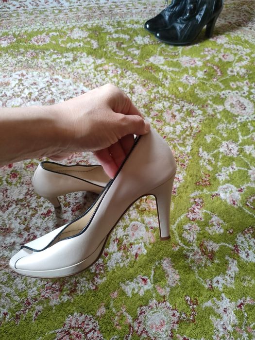 Продам  сапоги туфли разные 38 размер