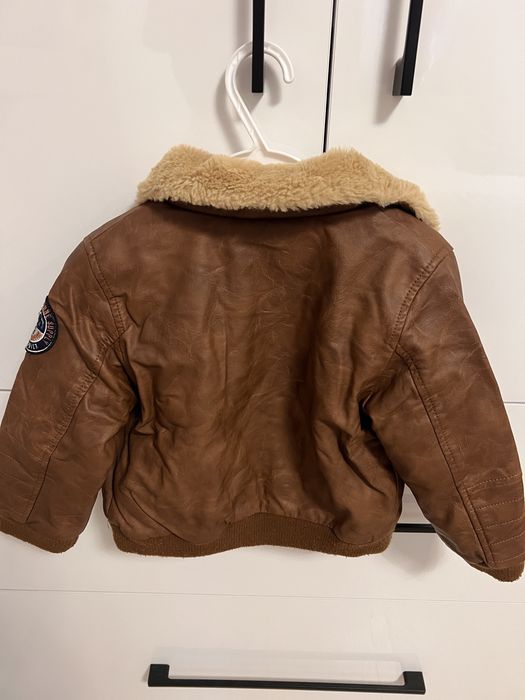 Vand geaca piele imblanita marime 86 C&A