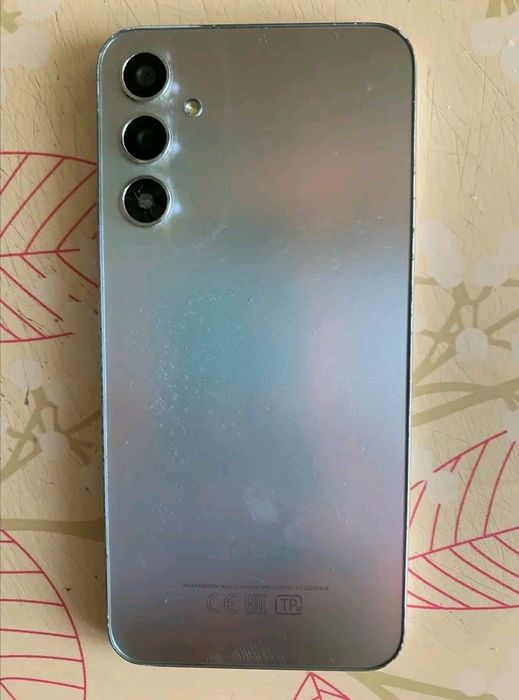 Продам или обменяю самсунг а34.