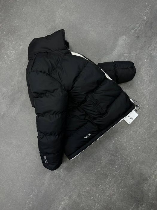 Geacă Nike,model cu 2 fețe,calitate luxury,model deosebit,toate mărimile disponibile