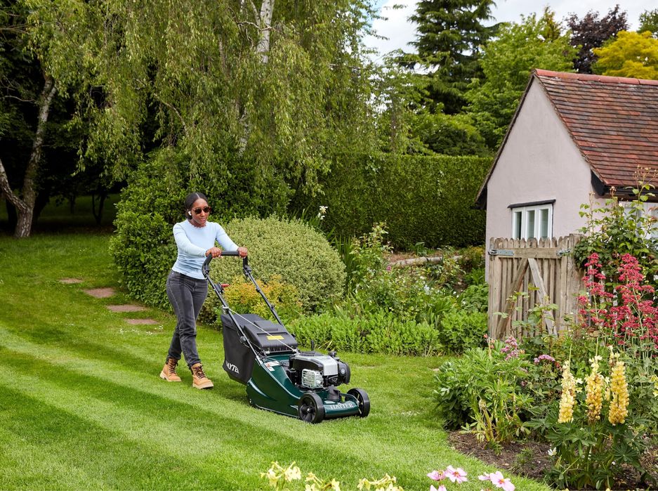 Masina Profesionala tuns gazon iarba Hayter 48 nu honda stihl