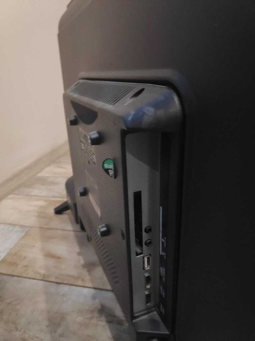 Телевизор Star-Light 32DM3501