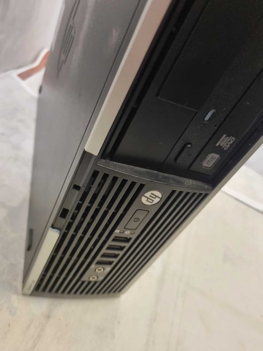 Unitate HP Compaq 8200 Elite Intel i7-2600 8gm ram