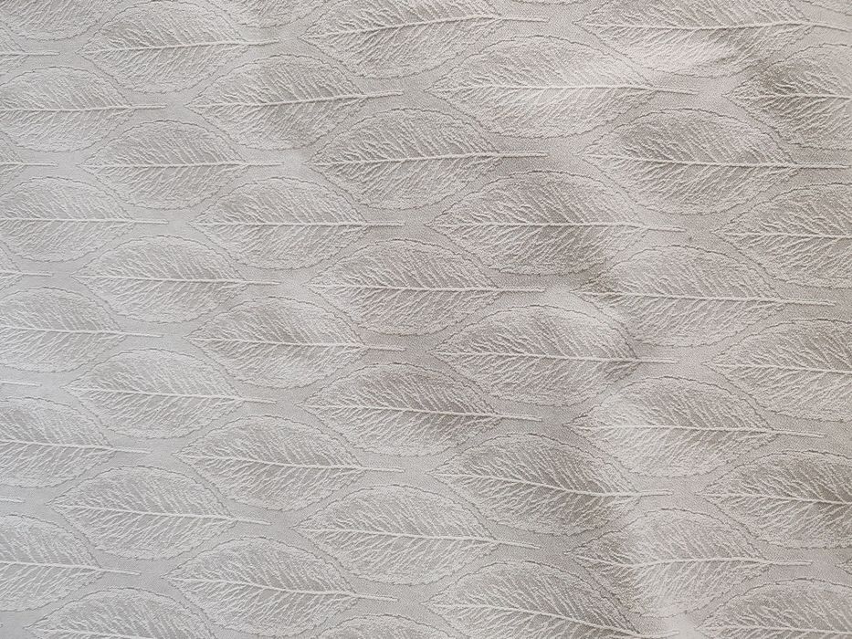 Плет на диван...