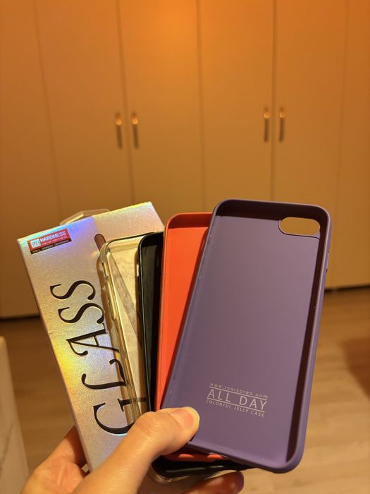 iPhone SE 2020, full box