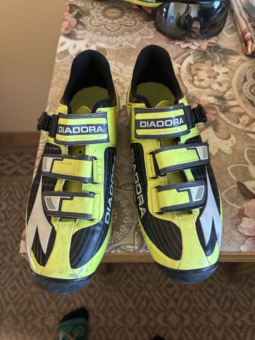 Diadora шпайкове