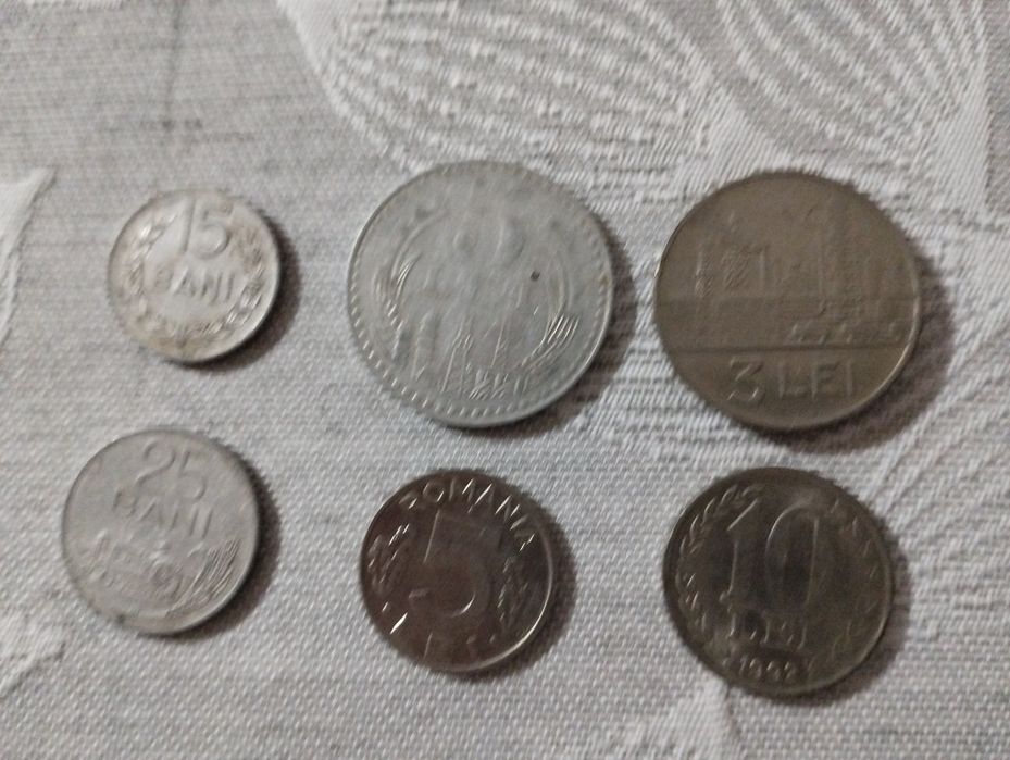 Vând monede românești și străine