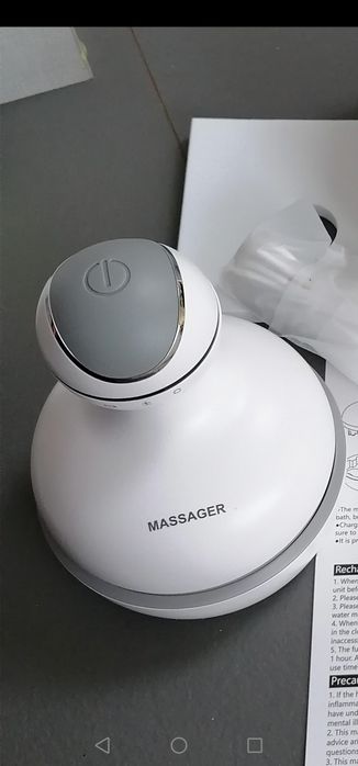 Aparat masaj + Aplicator ulei scalp