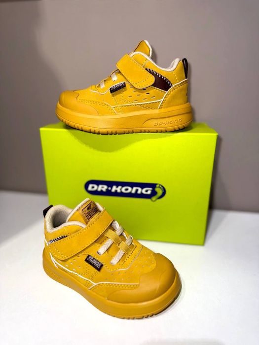 Ботинки-кроссовки dr.kong 25 размер в идеальном состоянии