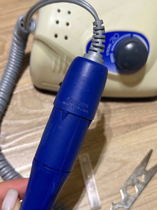 Маникюрный аппарат strong210