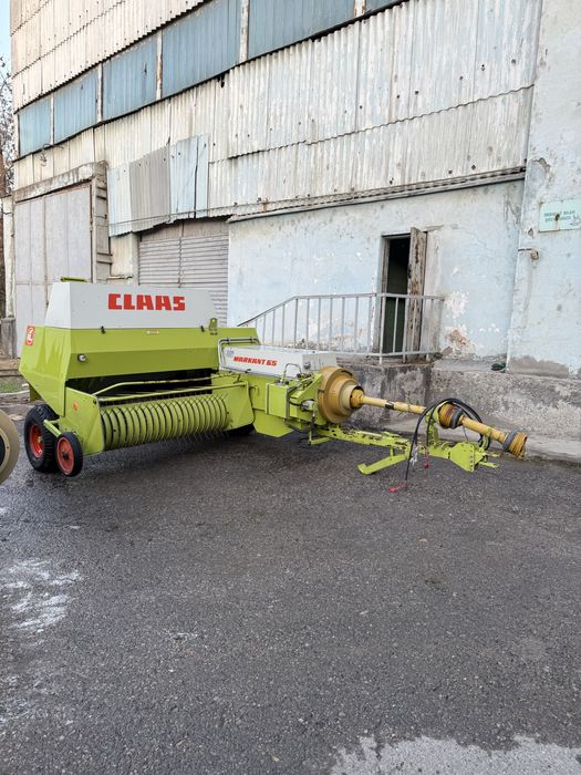 Claas markant 65