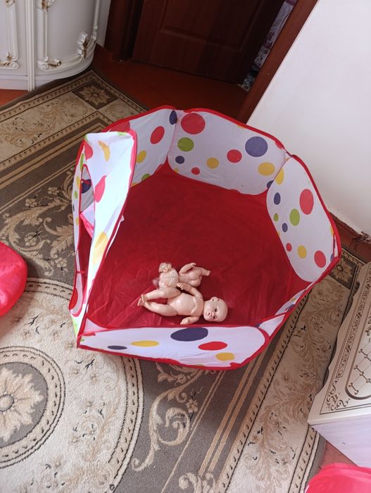 Продам игрушечную палатку для детей