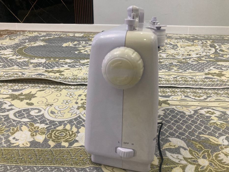 Швейная машинка продаётся новая