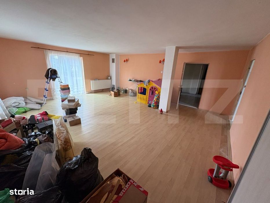 Casa de vanzare P+1+M, 400 mp, teren 630 mp, zona Stefanesti