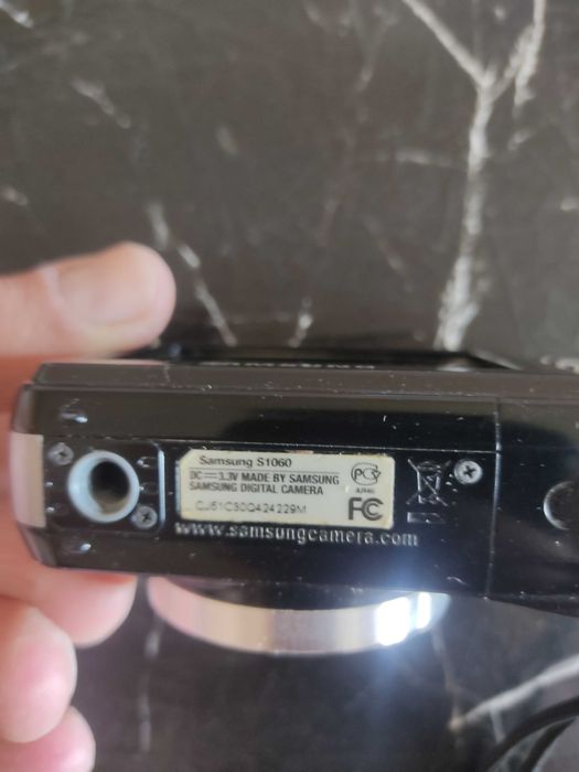 Цифровой НЕРАБОЧИЙ фотоаппарат Самсунг