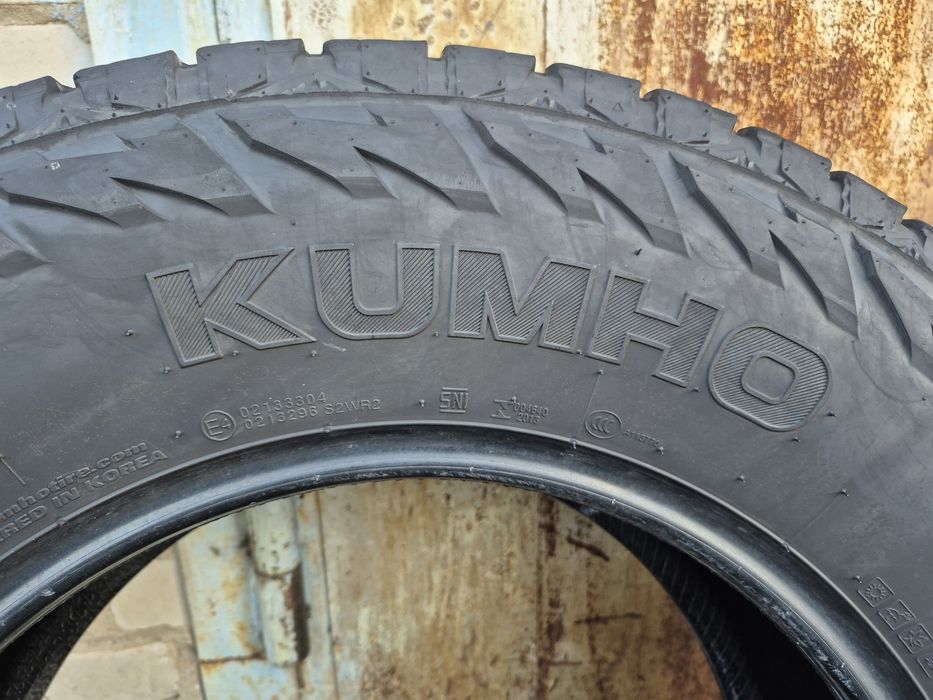 Продам шины 265/70-17