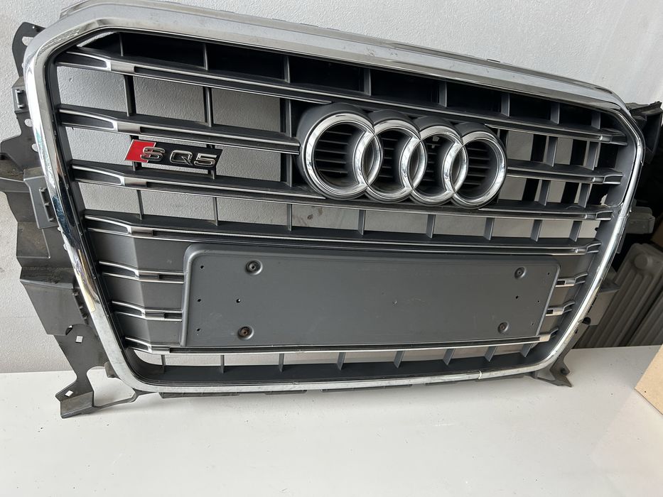 SQ5 централна решетка