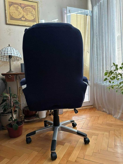 Директорски стол