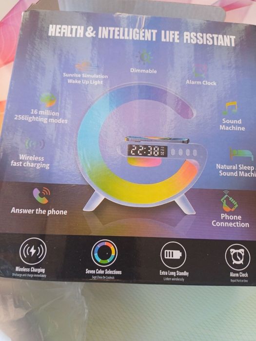 Lampa amientala RGB , ceas , boxa , incarcare wireless
