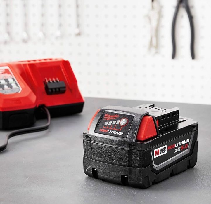 Acumulator ion lithium 18v