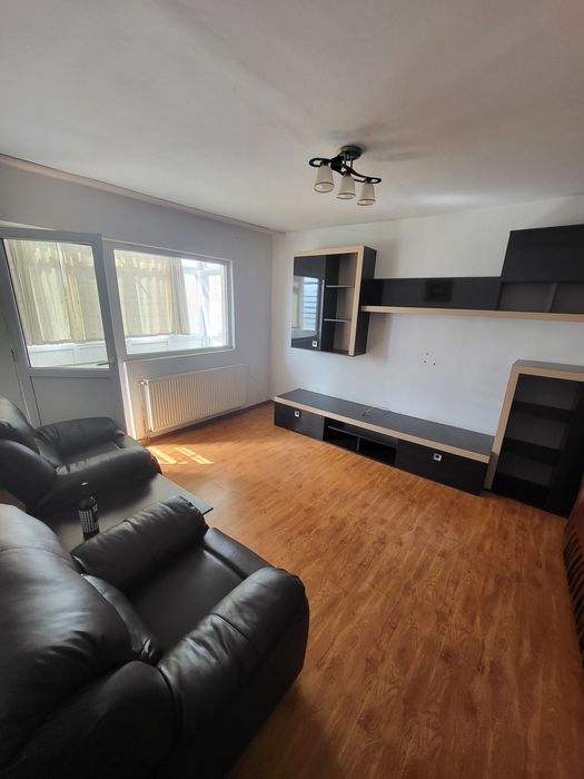 Bibliotecă Lemet elegantă – spațiu generos & design modern