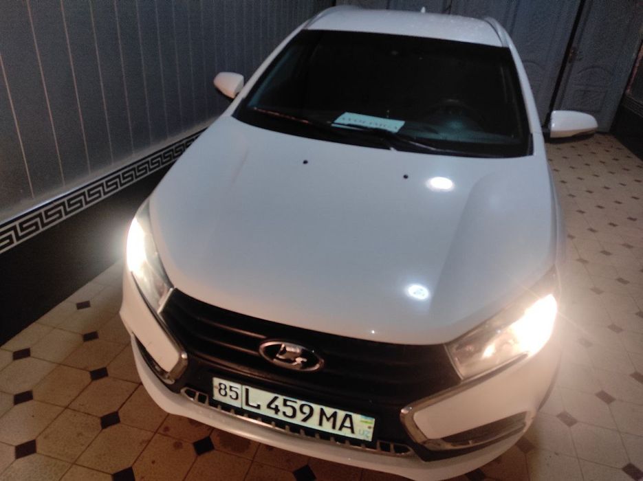 Lada Vesta 2018-yil, yaxshi holatda