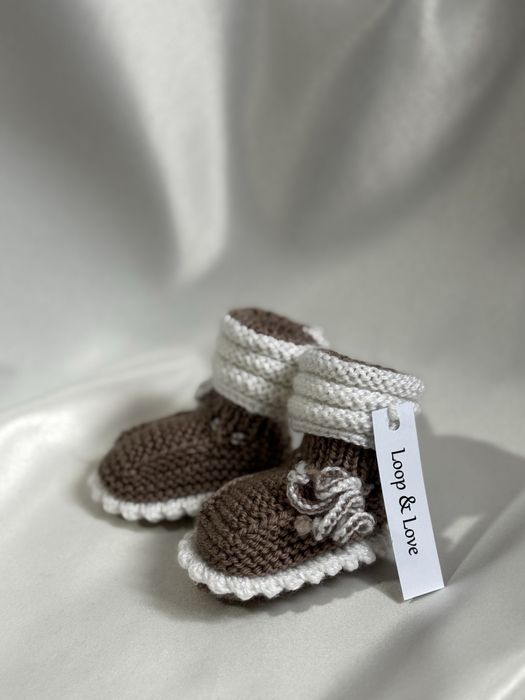 Детские вязаные пинетки