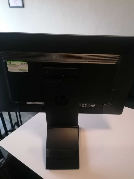 Монитор HP 90 лв.