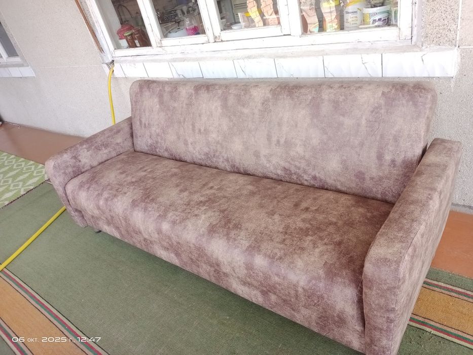 Продается диван большой