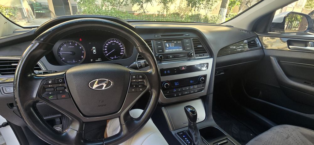 Продаю Hyundai Sonata 2015-16 года
