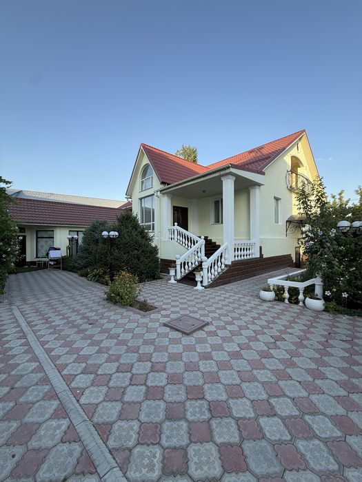 Продается дом+ готовый бизнес
