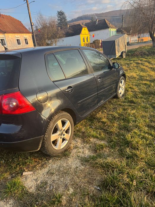 Vând VW Golf V 1.4 tsi