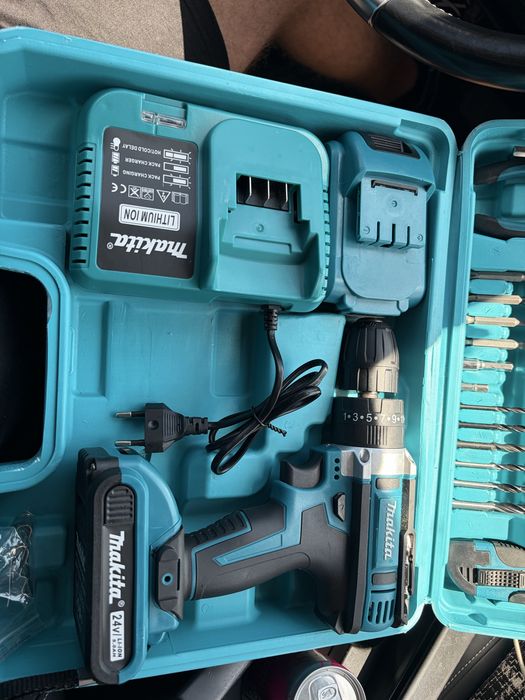Акумулаторен винтоверт Makita 24V + куфар и аксесоари
