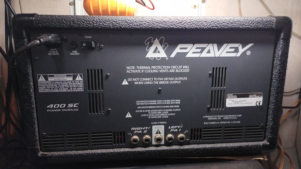 Mixer amplificat Peavey XR 684 - Stereo Powered Mixer - 2x210W (USA)