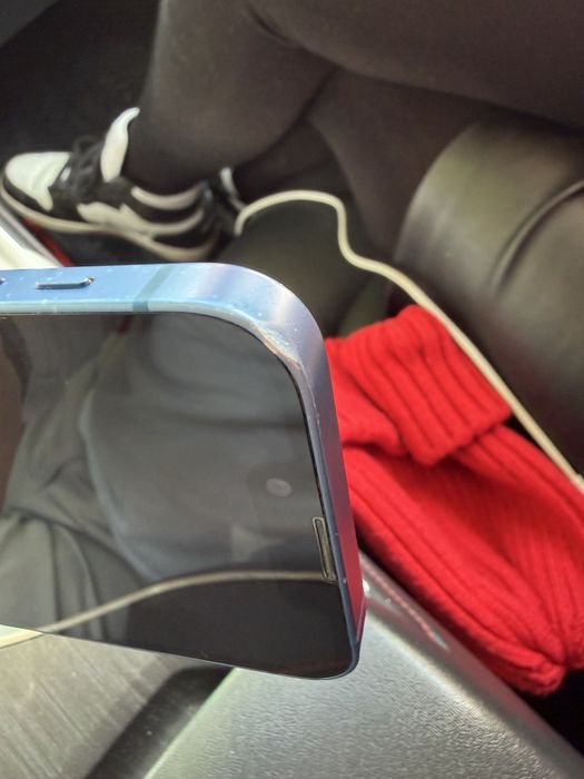 Продам iPhone 13 mini