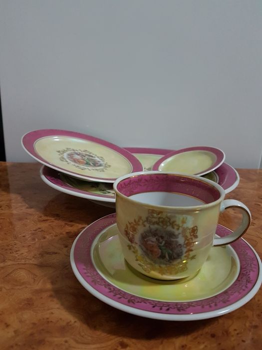 Продаем сервиз и бокалы