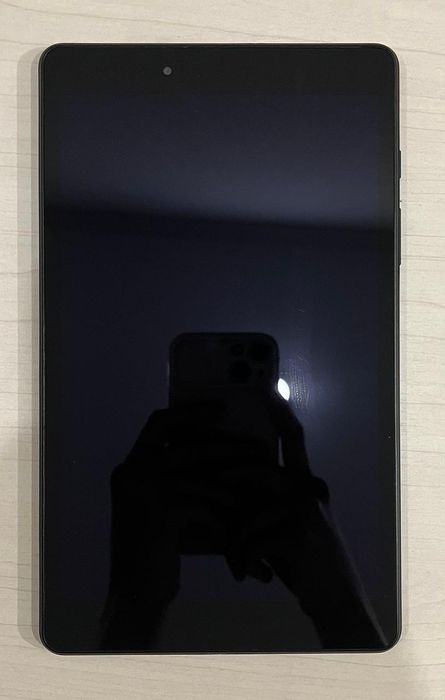 Работающий планшет на запчасти Galaxy Tab A