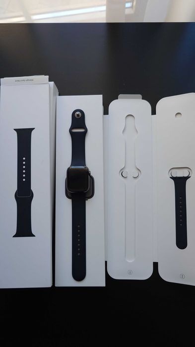 Apple Watch Series 8 GPS  Stainless steel 41mm