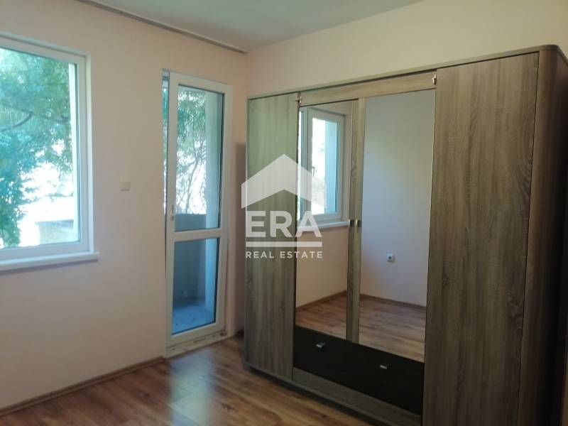 Дава се под наем Тристаен апартамент в Варна, Лятно кино Тракия - 96 кв.м за 500 € - Снимка #9