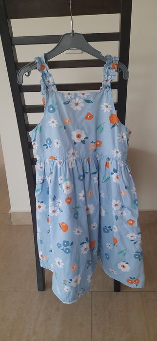 Rochii Zara și Newness 9 ani