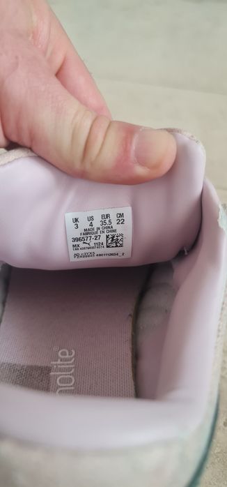 Adidasi copii fetițe Puma 35.5