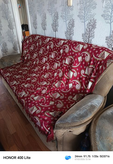 Отдам диван, в хорошем состоянии.