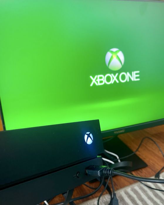 Xbox One X 1TB Negru 4k