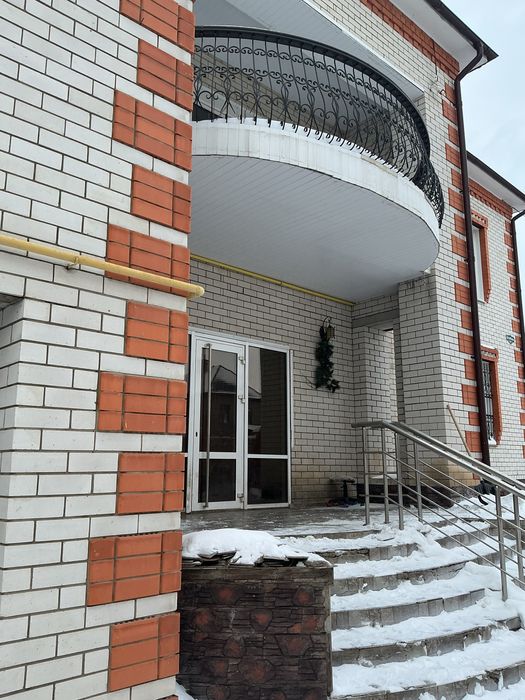 Продам дом в элитной части города.