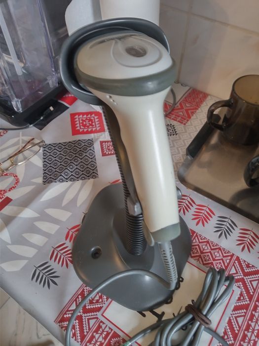 Se vinde cititor coduri de bara marca Symbol in stare perfectă