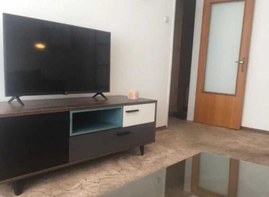 Дава се под наем Двустаен апартамент в Пловдив, Христо Смирненски - 65 кв.м за 234.6 € - Снимка #1